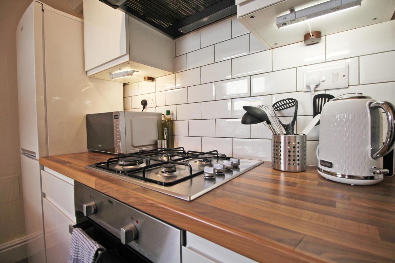 2 Bed, Up To 6 Guests Near Chester City Centre Εξωτερικό φωτογραφία