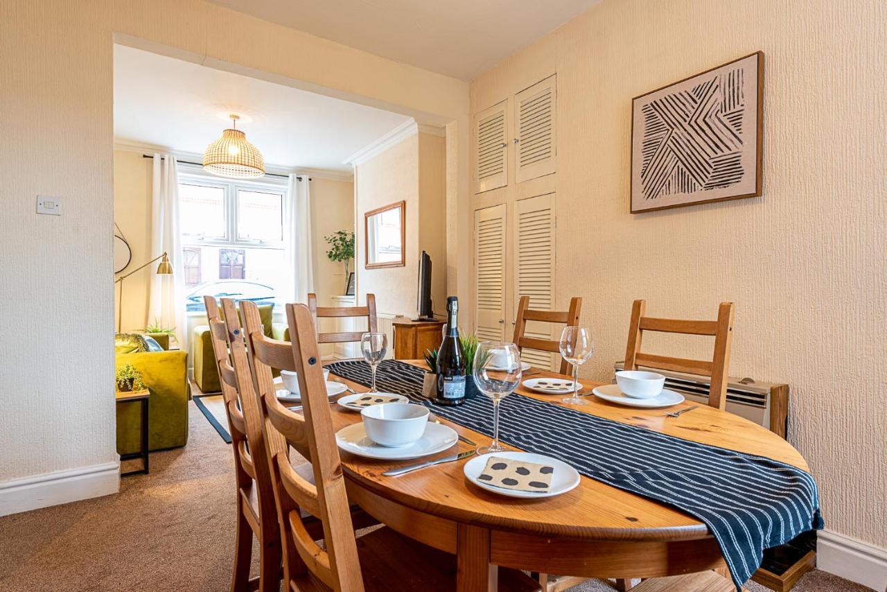 2 Bed, Up To 6 Guests Near Chester City Centre Εξωτερικό φωτογραφία