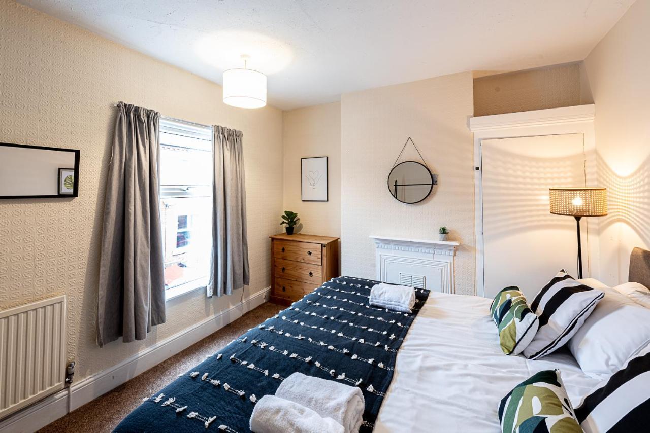 2 Bed, Up To 6 Guests Near Chester City Centre Εξωτερικό φωτογραφία