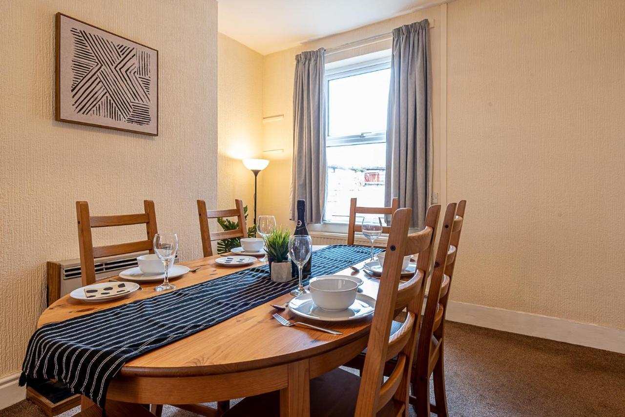 2 Bed, Up To 6 Guests Near Chester City Centre Εξωτερικό φωτογραφία