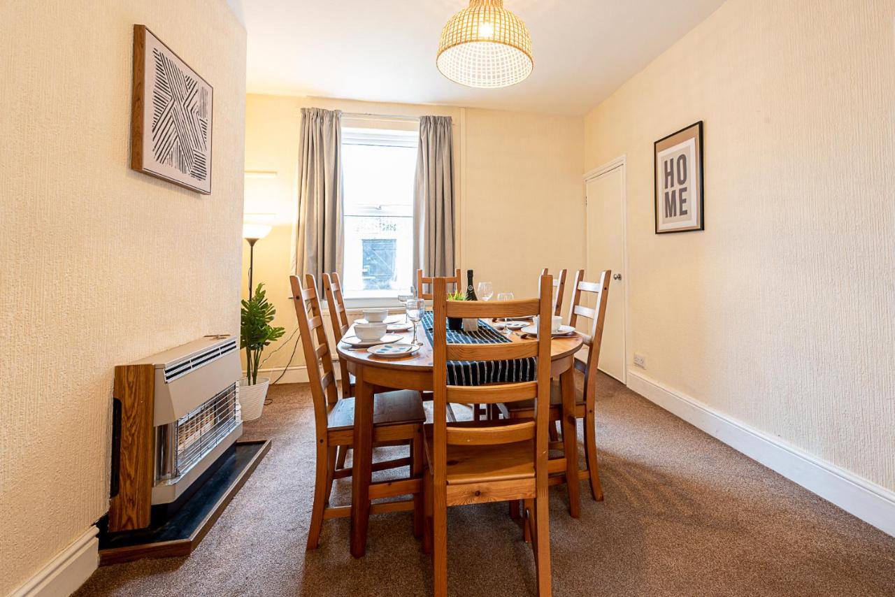 2 Bed, Up To 6 Guests Near Chester City Centre Εξωτερικό φωτογραφία